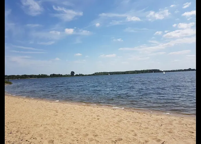 Olive Im Park De Veerstal シャレー Lathum