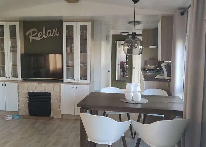 Olive Im Park De Veerstal